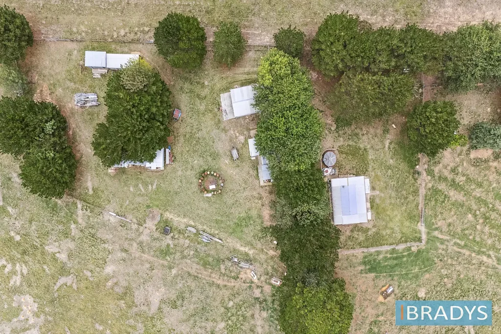 Bungendore Stunning 40 acres with building entitlement great views and infrastructure in place