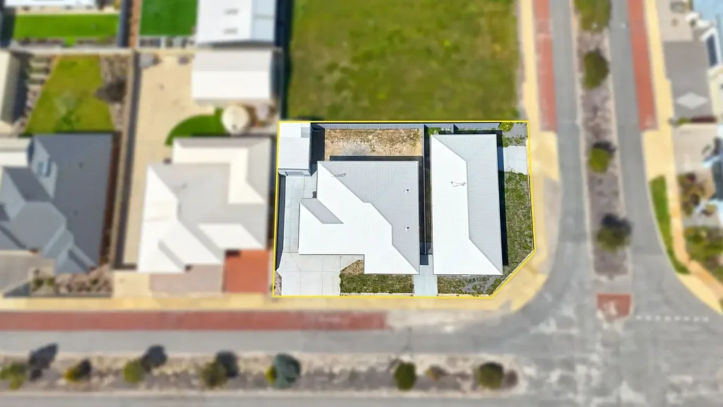 Jurien Bay 7બેડરૂમ Twice the Accommodation, Double the Opportunity - Selling below replacement value!
