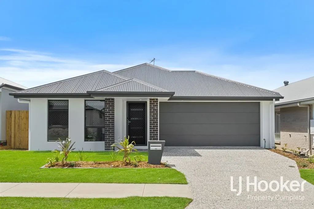 South Maclean 4Kwarto Built in 2025 � Why Wait to Build When This One Is Ready Now!