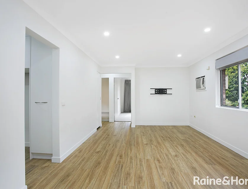 3/30 Burdett Street, Hornsby, Upper North Shore, 2 chambres, 1 salles de bain, Apartment