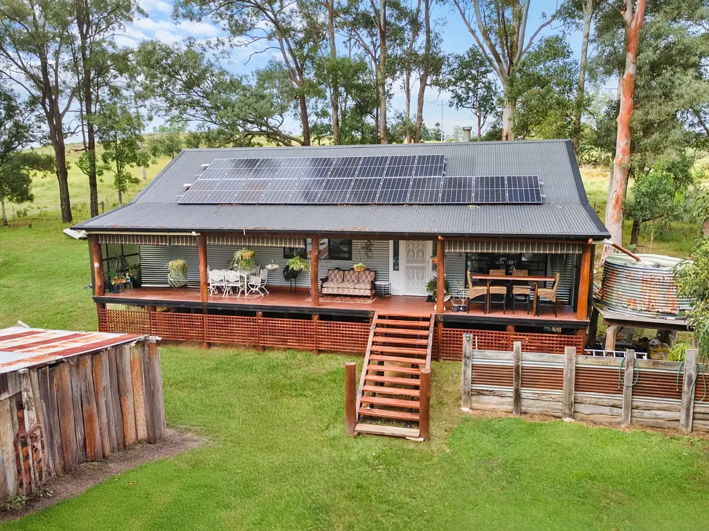 Howes Valley 3chambre Escape to the Valley: A blend of 1930s charm & modern self sufficiency