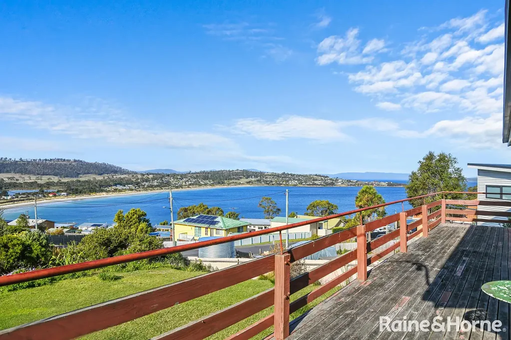 7 Brown Hawk Road, Primrose Sands, TAS 7173