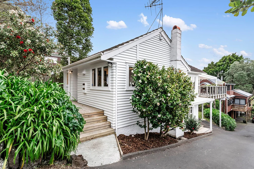 8 Goodall Street, Hillsborough, Auckland City, Auckland