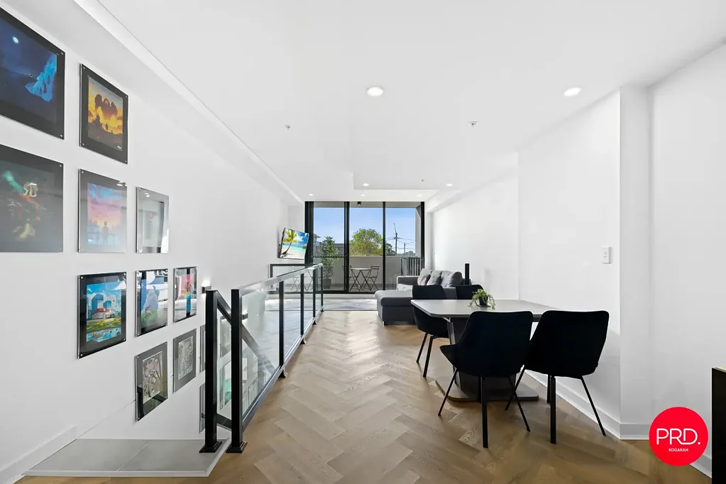 MODERN AND SPACIOUS IN HANDY LOCATION