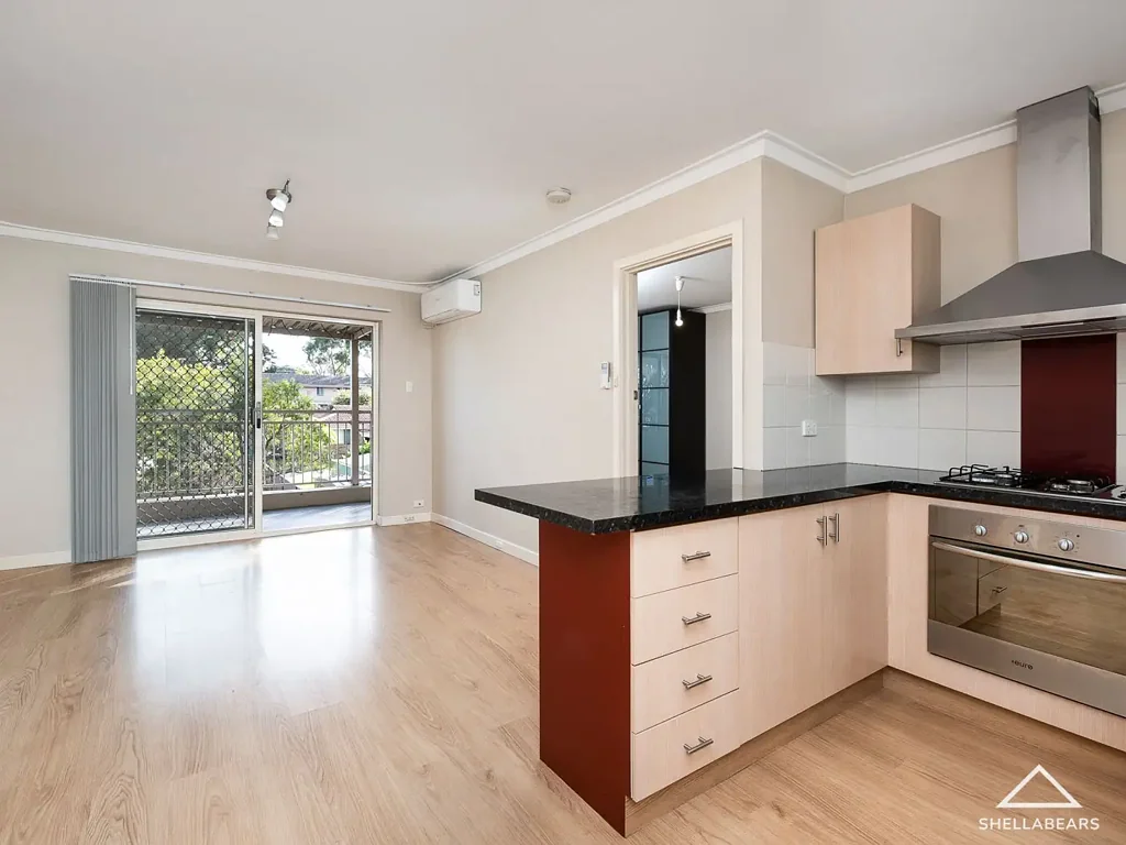 Osborne Park 1 Bedroom Stylish Top Floor Living in a Prime Osborne Park Location