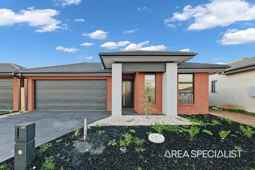 The Brief:
4 bedroom home for Lease!!