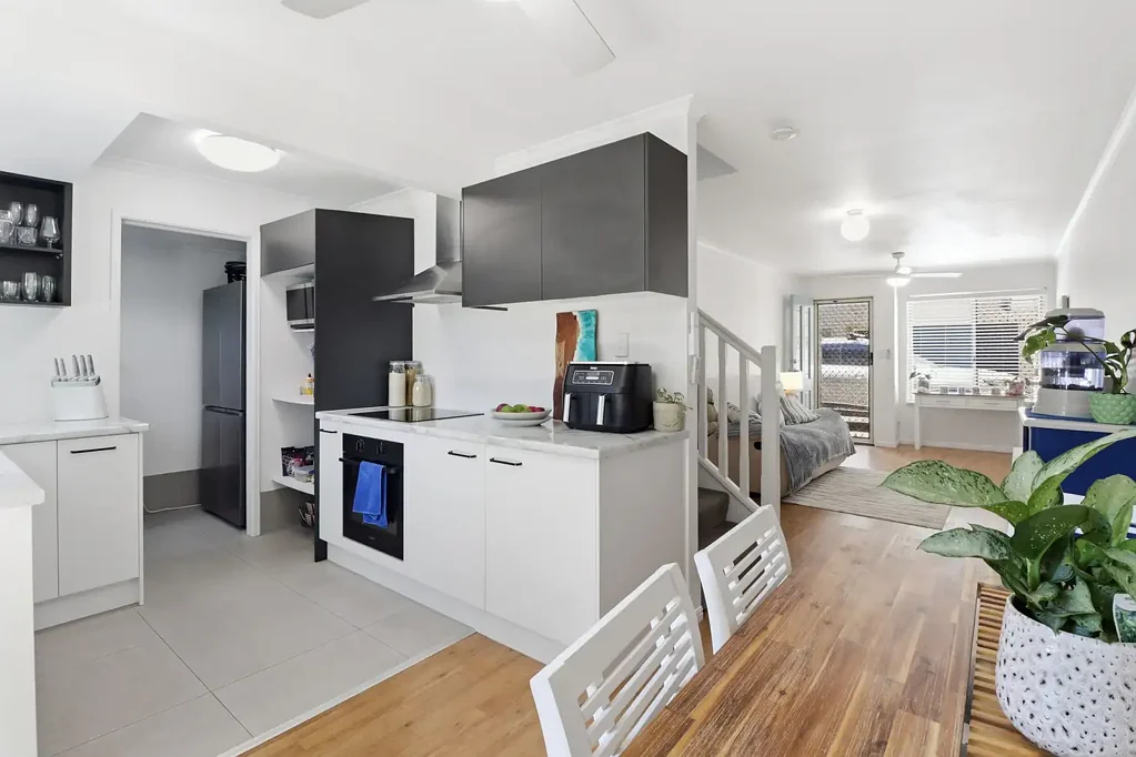 Unit 2/7 Namba Street, Pacific Paradise, QLD 4564