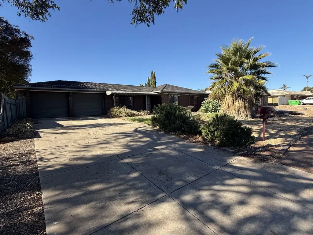 Blakeview Beauty � The Perfect Family Home