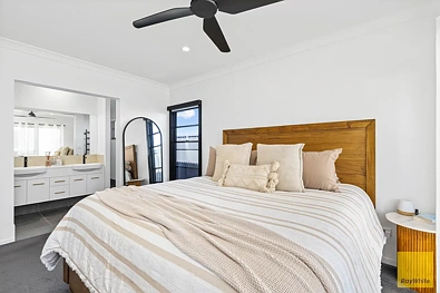 Kwarto - 28 LONGFORD ST, EMERALD QLD 4720