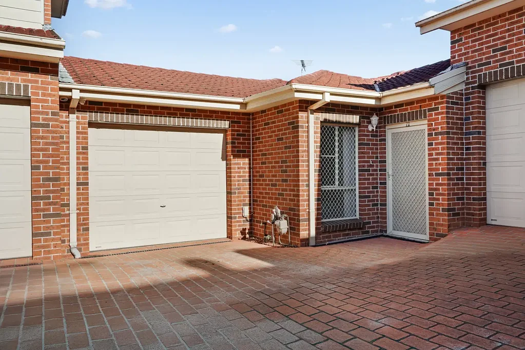 12/139-145 Targo Road, Girraween, NSW 2145