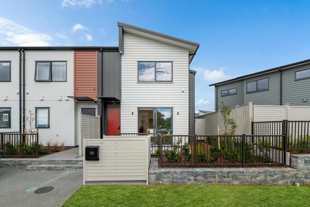 Takanini 3Phòng ngủ Kickstart Your First Home with $10K
