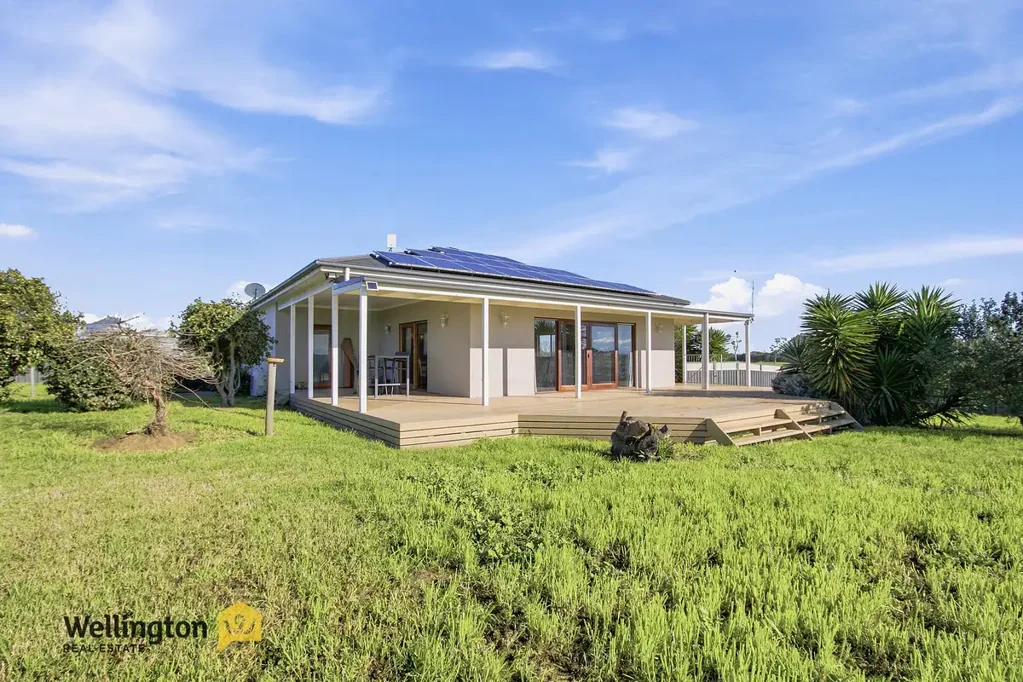Riverslea 3Habitaciones Peaceful Lifestyle Living on 2 Acres with Great Shedding