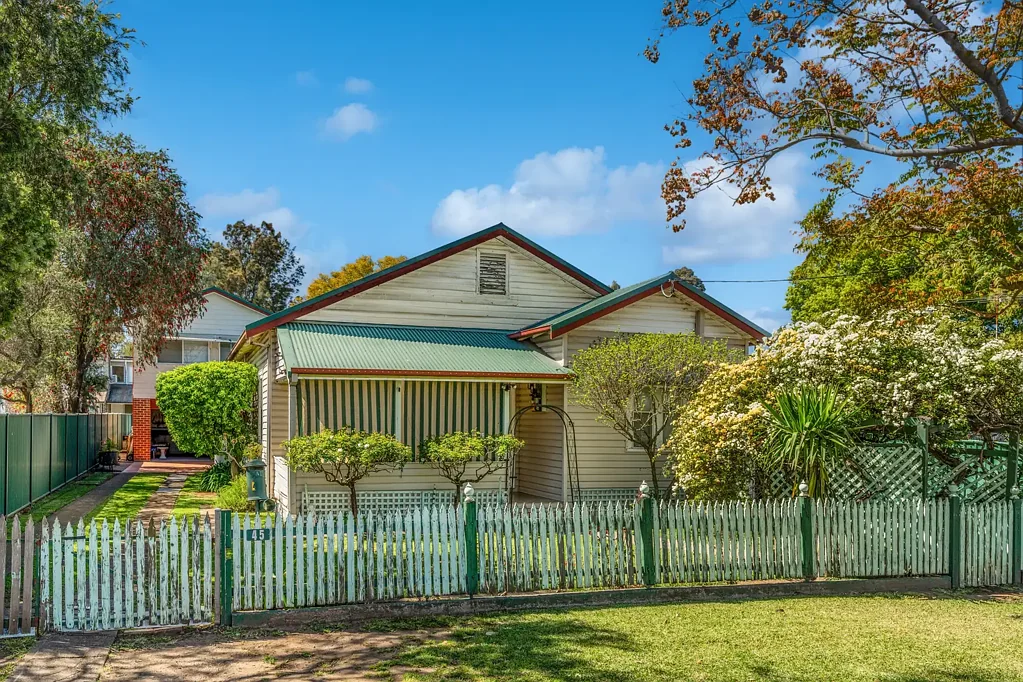 Muswellbrook 3બેડરૂમ A Cottage with Character and Room to Shine