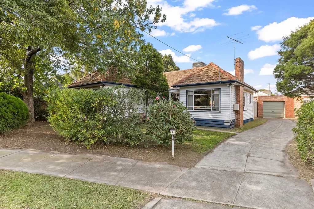 Brunswick West 3 Bedroom Charming Home with Light-Filled Living & Lifestyle Appeal