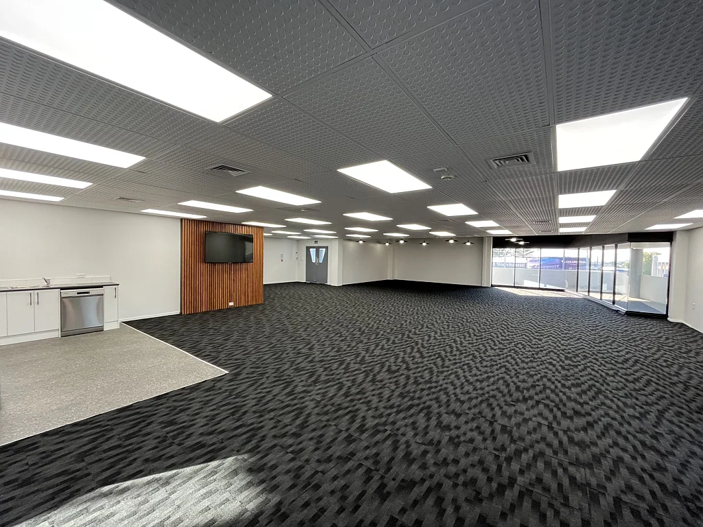 Grafton Ground floor office/showroom on Khyber Pass