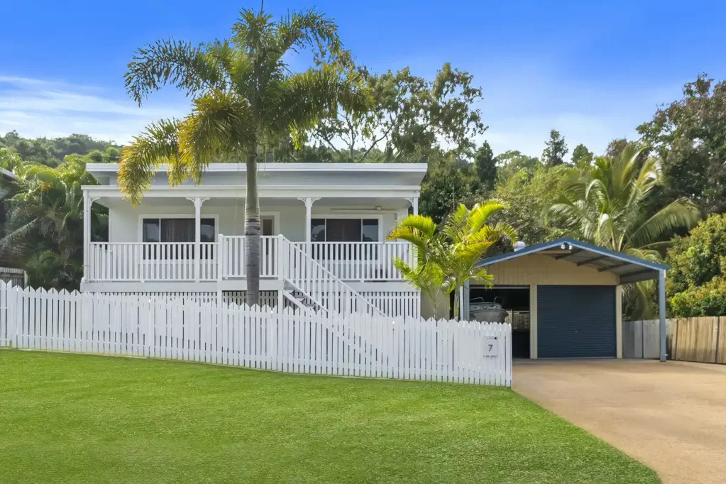 Yeppoon 3房  Character, Space & Serenity in a Prime Coastal Location