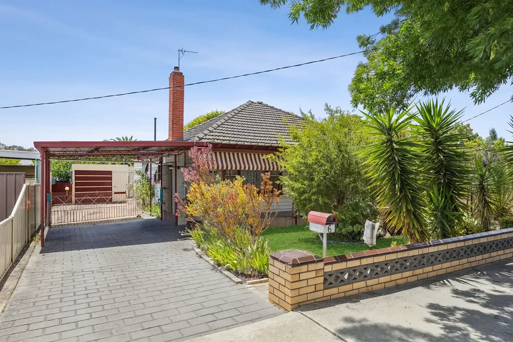 6 Olympic Parade, Kangaroo Flat, VIC 3555