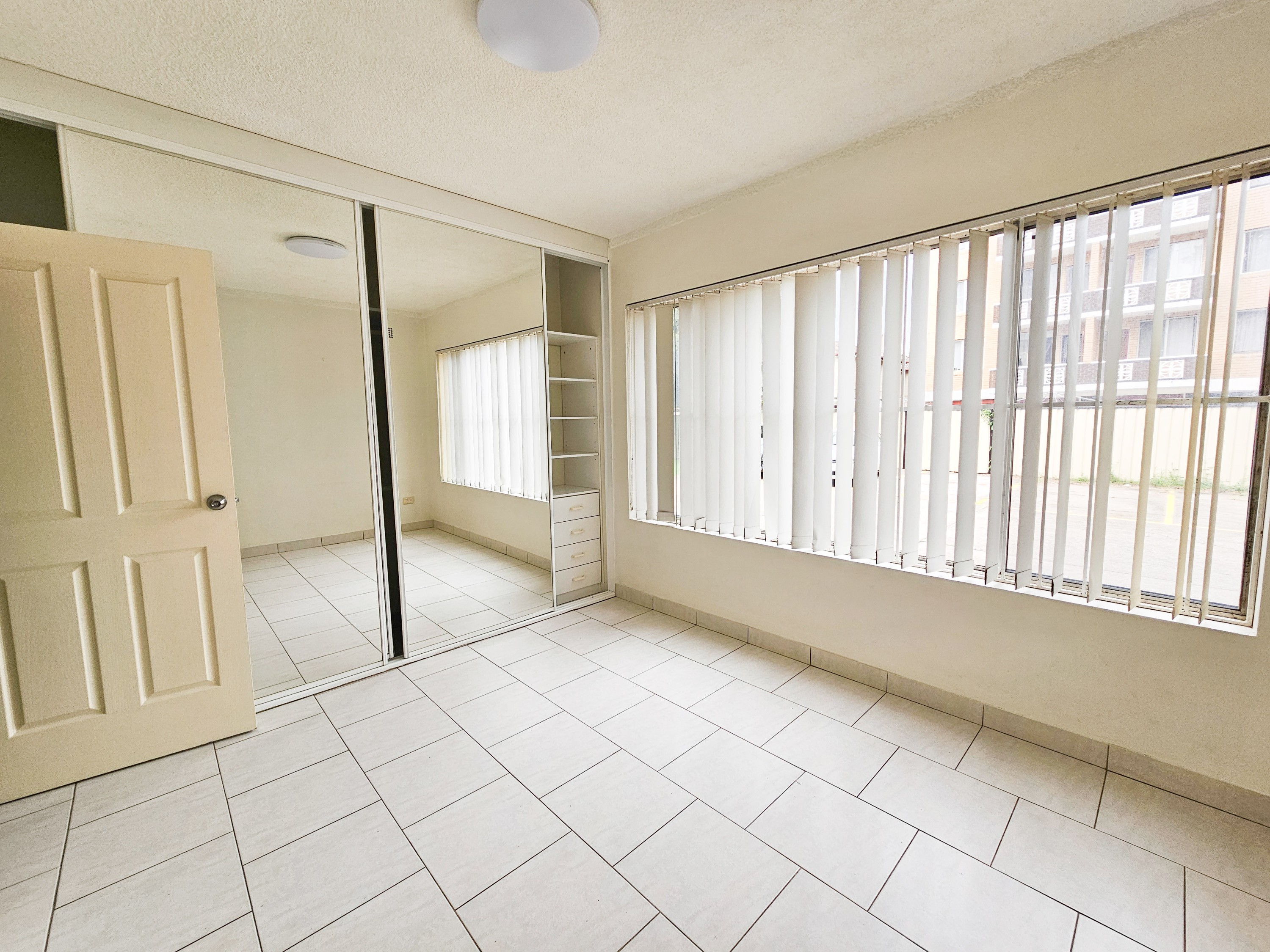 UNIT 1 24-26 FIFTH AV, CAMPSIE NSW 2194, 0房, 0浴, Unit