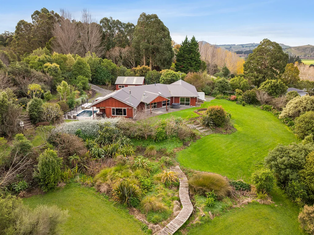 Masterton 4침실 Space, Style & A Stunning Setting - BEO $1,190,000
