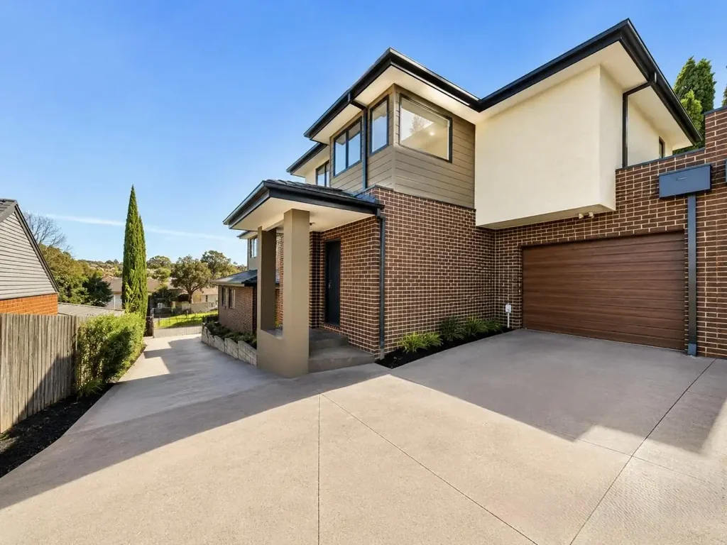 Pascoe Vale 3房  Modern 3-Bedroom Townhouse in Prime Pascoe Vale Location