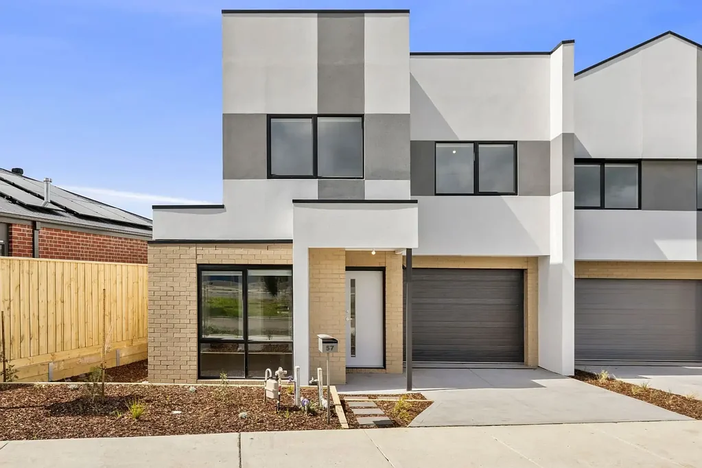 NearNew Modern Luxury