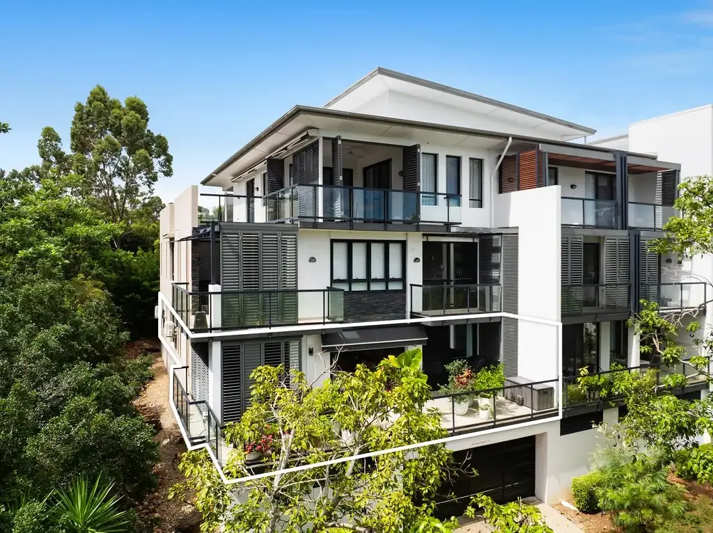 18/310 Easthill Drive, Robina, QLD 4226