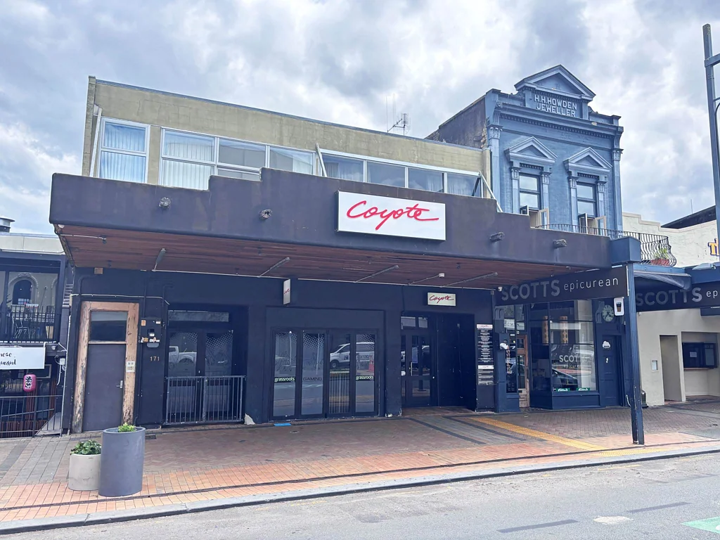 Hamilton Central  BLUE CHIP, 9% RETURN, INVESTMENT OPPORTUNITY