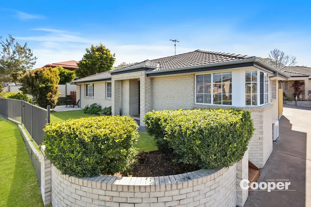 Ulladulla 3ਬੈੱਡਰੂਮ Elevated Single-Level Living, Walk to Ulladulla Harbour, Township & Cafes'