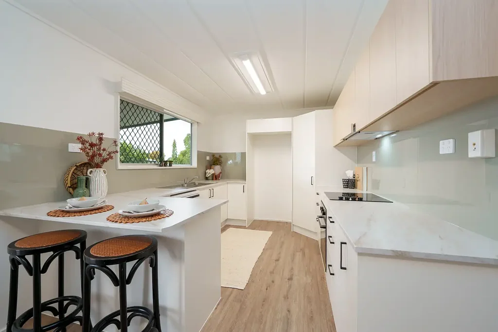 Wulguru 3房  Highset Home with Versatile Living Options, Pool, Workshop & Fantastic Outdoor Entertaining