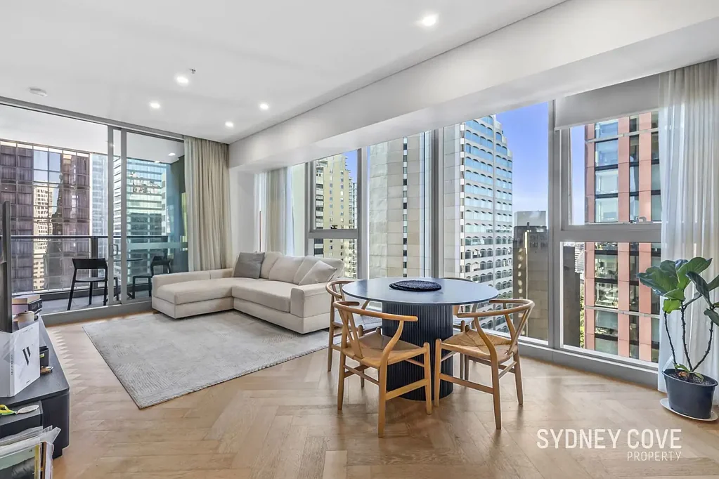 ULTRA MODERN ONE BEDROOM WITH STUDY | Unfurnished