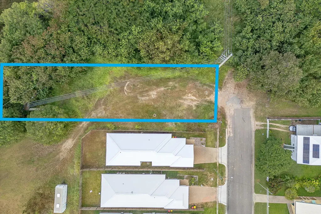 Oonoonba Oonoonba Opportunity – 1,351m² with Community & Recreational Potential!