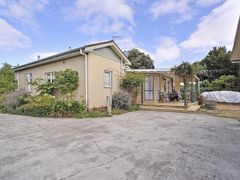 15 Lyndhurst Street, Takaro, Palmerston North, 3 ਕਮਰੇ, 2 ਬਾਥਰੂਮ