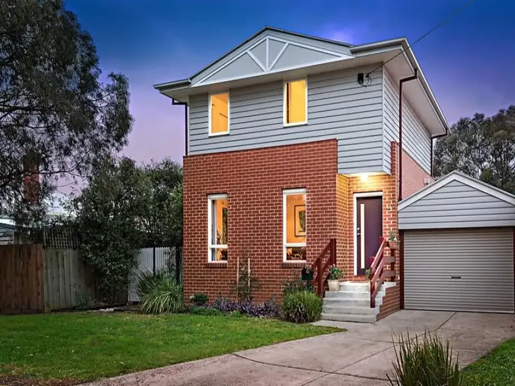 Move Straight In And Enjoy The Lifestyle!