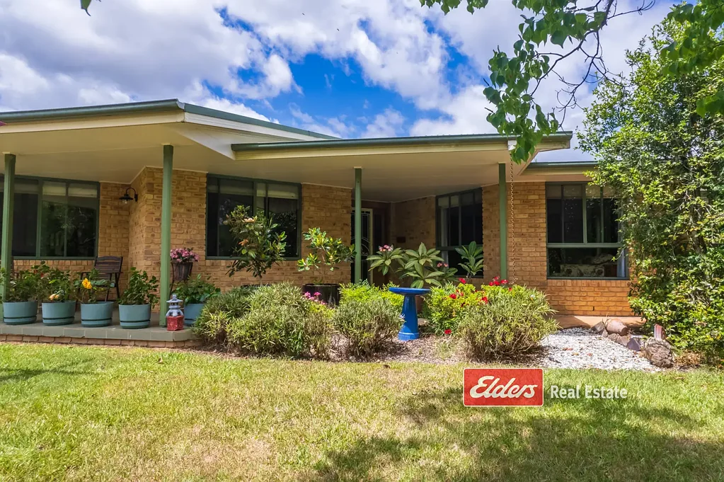 Gloucester 5房  Exceptional Lifestyle Property