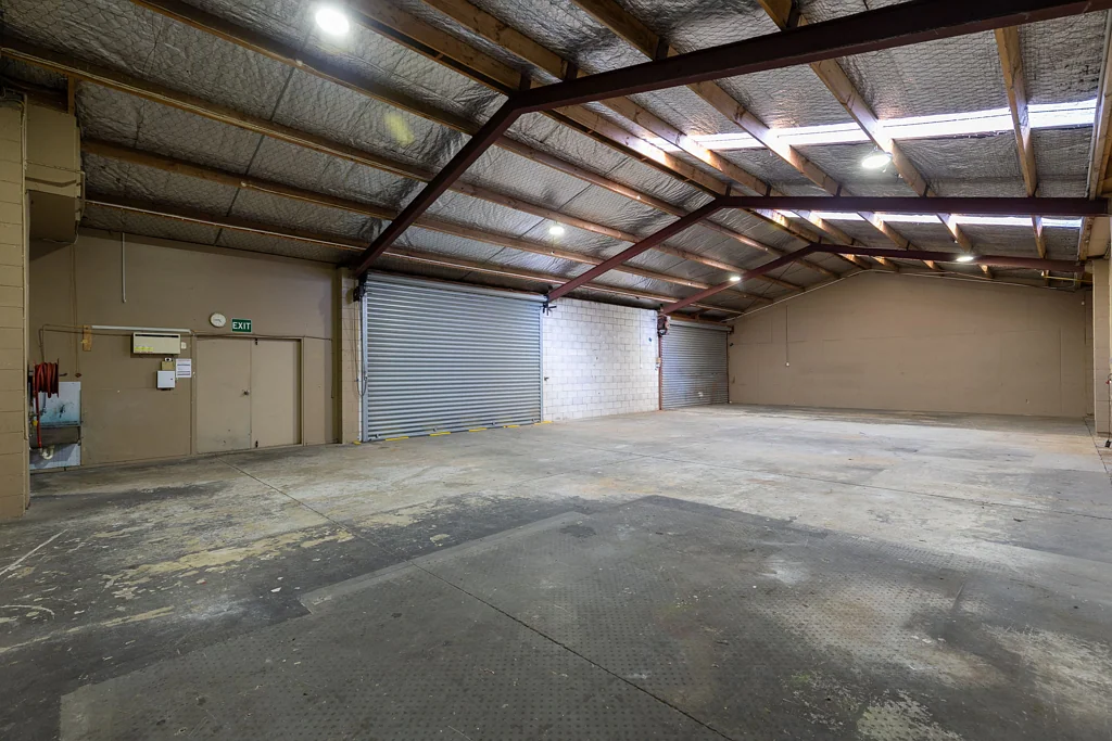 Palmerston North Central Prime high-exposure warehouse and showroom