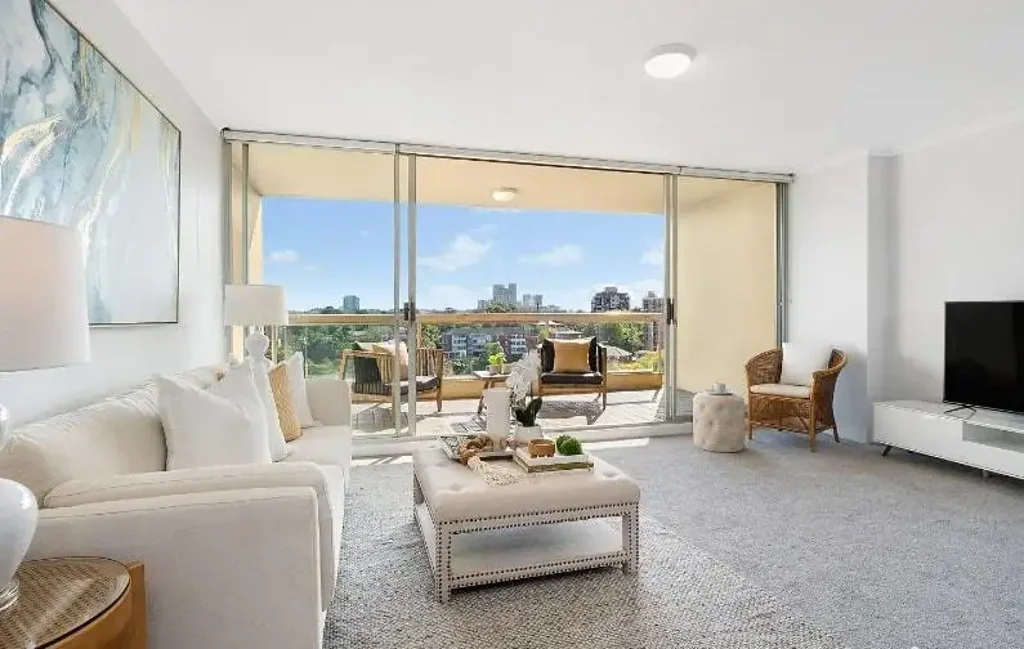 Sophisticated Urban Living: Stunning Newly Renovated 2 Bed 1 Bath Apartment with Sweeping District Views