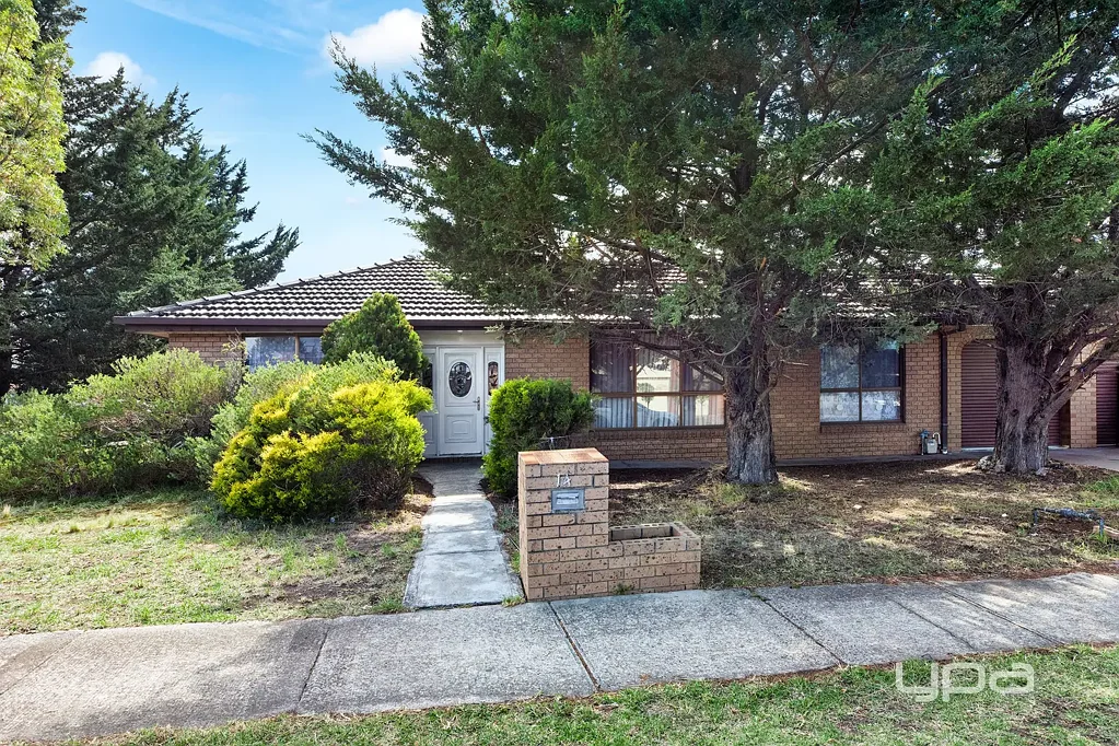 14 Mathis Avenue, Keilor Downs, VIC 3038