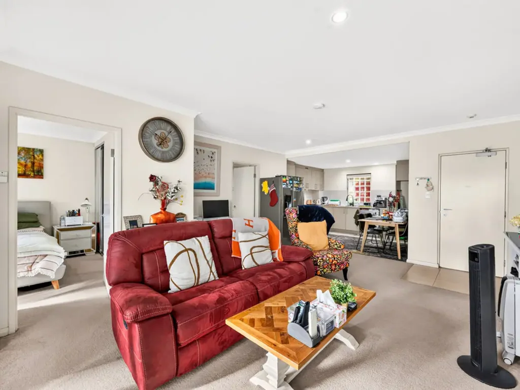 East Perth 1房  When Bigger is Better!