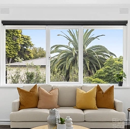 9/4 Hartpury Avenue, Elwood