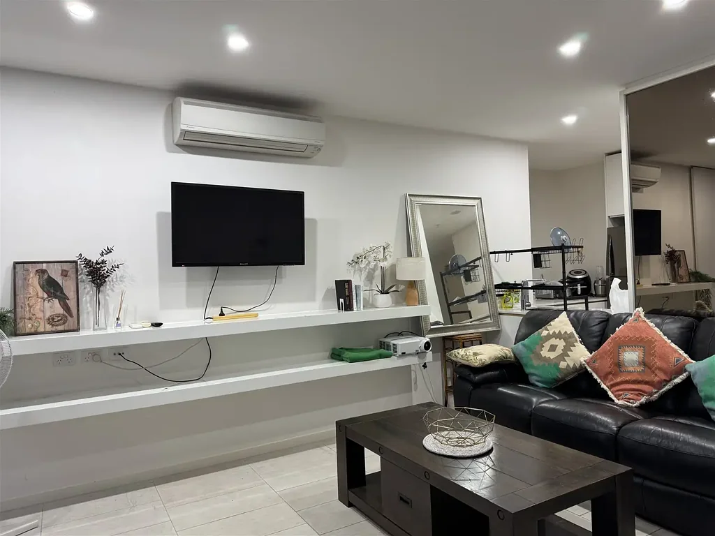 "Stylish and Modern Apartment for Rent in the Vibrant Heart of Parramatta" FULLY FURNISHED
