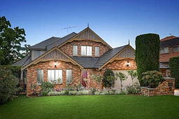 9 Lygon Place, Castle Hill