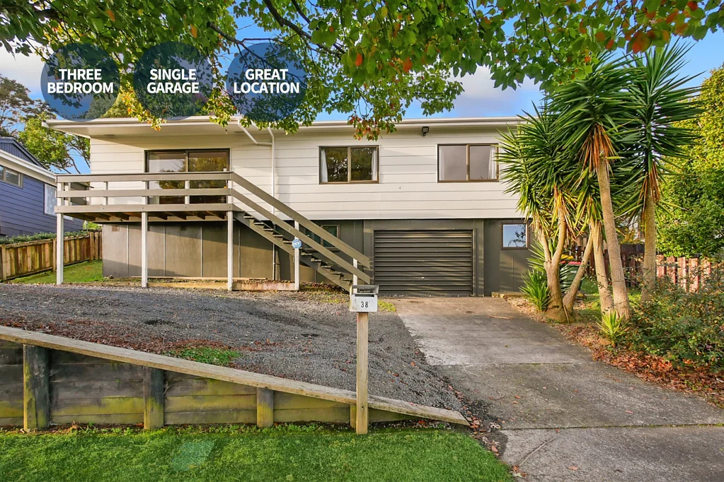 Charming Home in Popular Opaheke