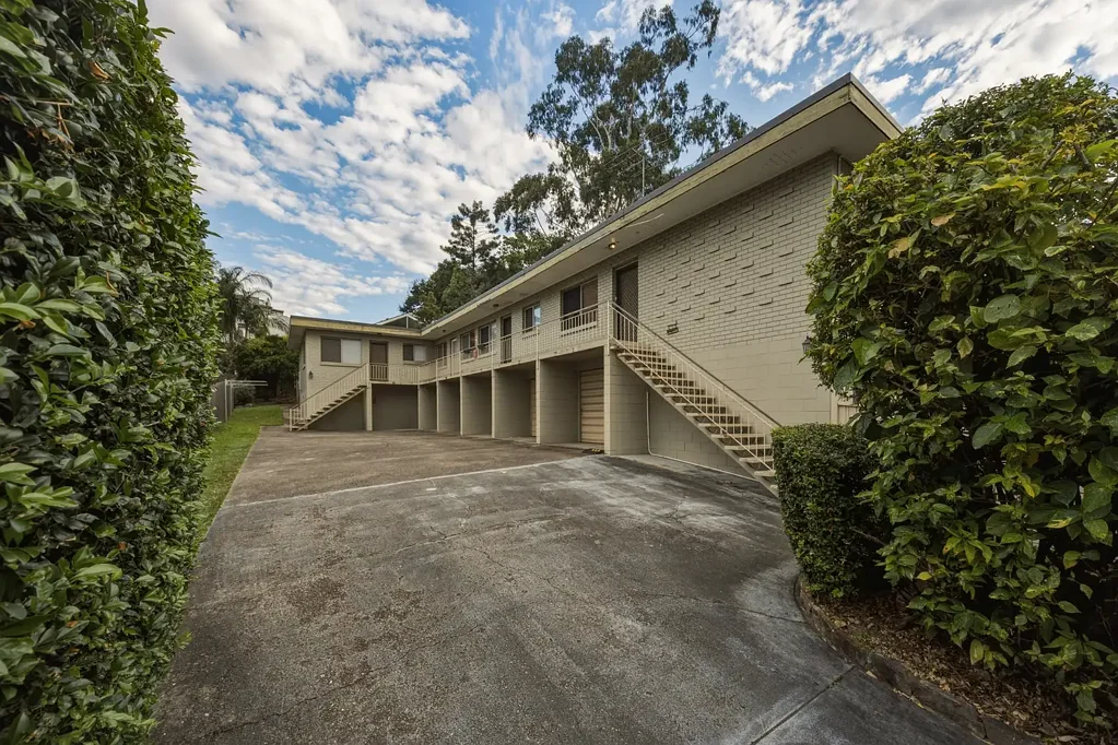 Herston 2房 一套罕见、位置优越的庭院公寓 A Rare, Exceptionally Positioned Courtyard Apartment