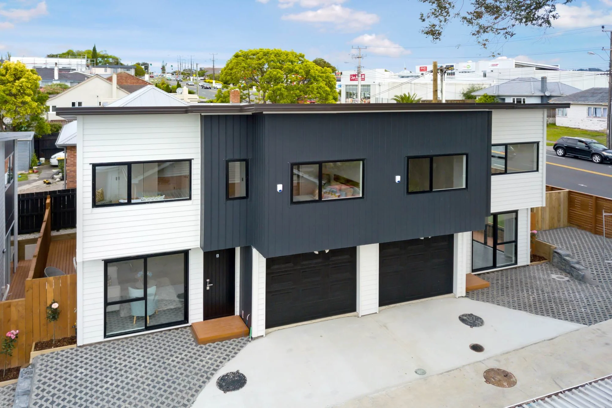 3 BEDROOMS IN GLEN EDEN