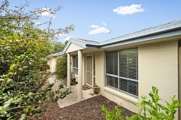 24/131 Britten-Jones Drive, Holt