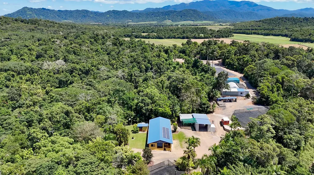 Maria Creeks 4房  Private, 8 Minutes to Mission Beach, 10.86ha with 2 creeks !