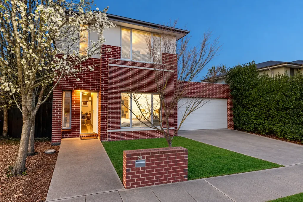 Alfredton 4ਬੈੱਡਰੂਮ Contemporary Family Living in Insignia Estate