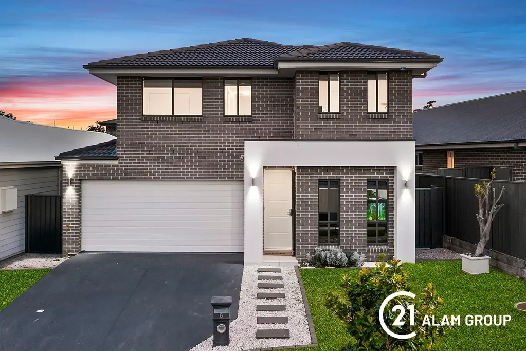 8 Frederick Street, Gregory Hills, NSW 2557