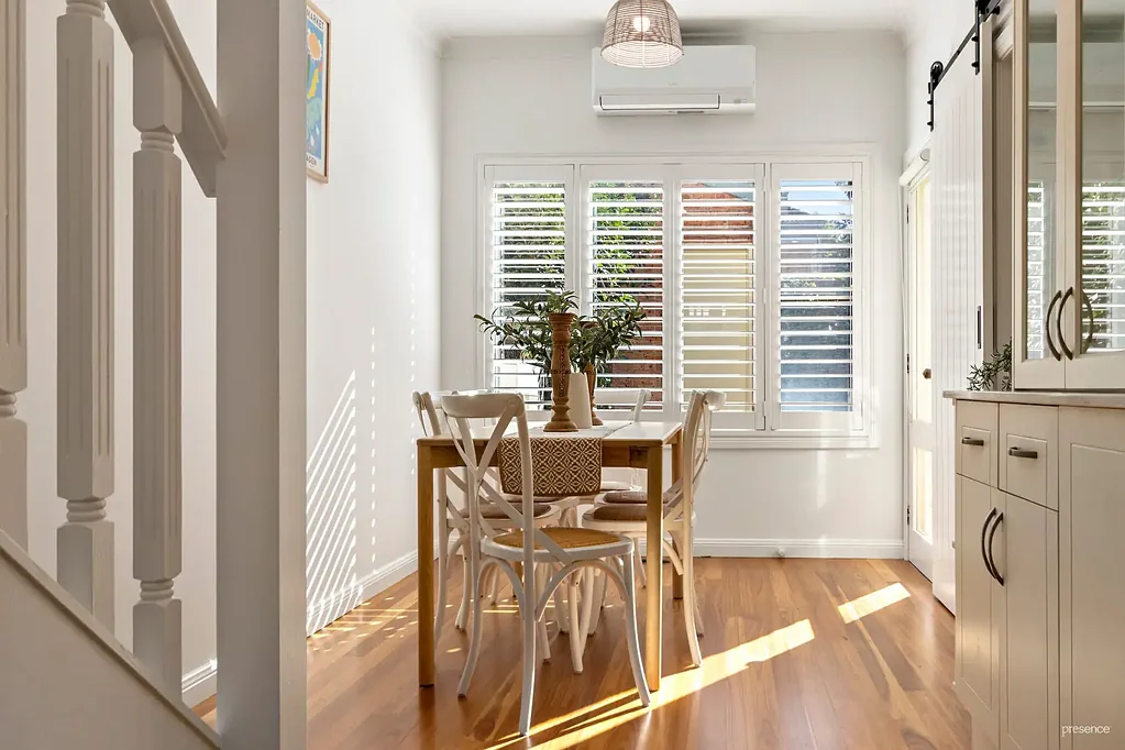 Cooks Hill 2Zimmer Timeless soul meets contemporary chic in a vibrant urban-coastal location
