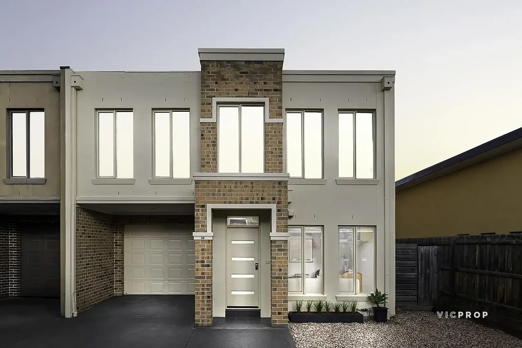 South Morang 3 Bedroom STYLISH, SPACIOUS & PERFECTLY POSITIONED IN SOUTH MORANG